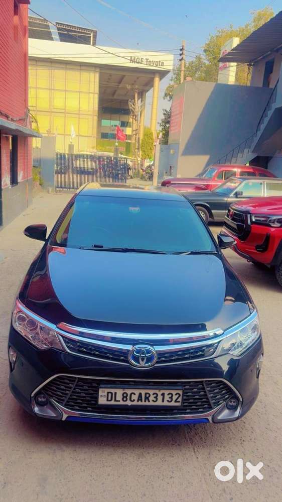 Toyota Camry 2017 2.5 Hybrid Good Condition