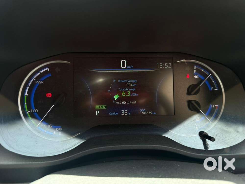 Toyota Innova Hycross 2.0 Vx Hybrid 7 Str, 2023, Petrol