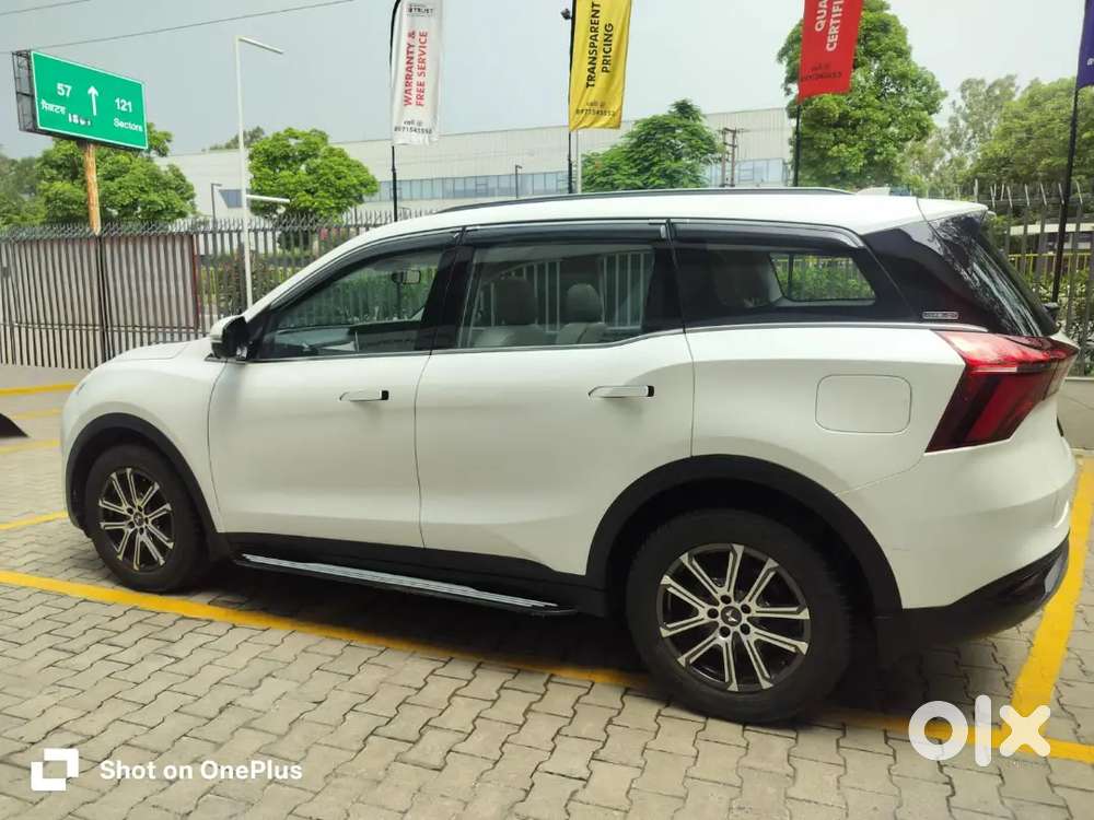 Mahindra Xuv700 Ax7l 2023