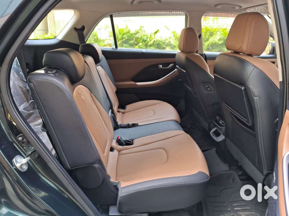 Hyundai Alcazar Signature 1.5 Petrol Dct 7str, 2025, Petrol