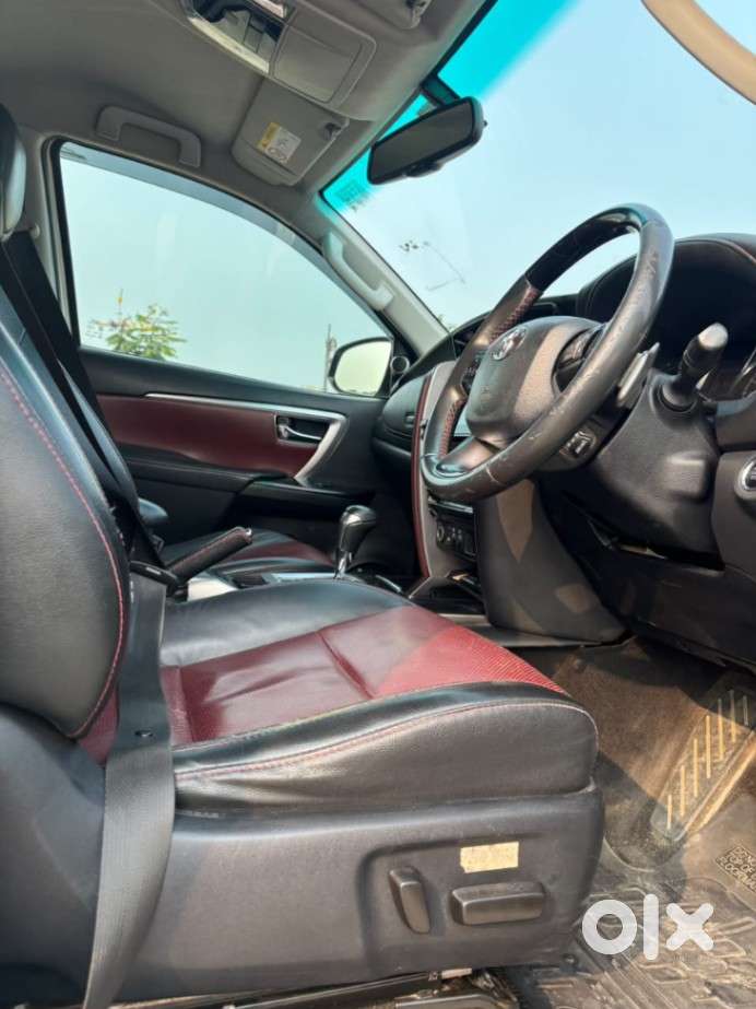 Toyota Fortuner Legender 4x2 At 2.8, 2022, Diesel