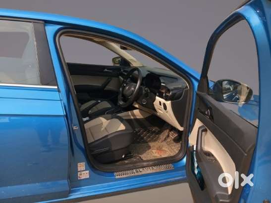 Skoda Slavia Style 1.0l Tsi At, 2022, Petrol