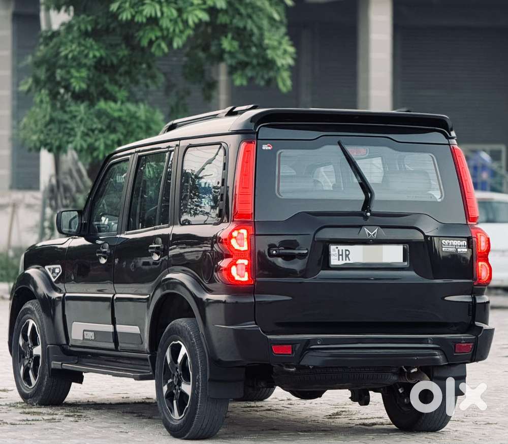 Mahindra Scorpio Classic 2.2 S 11 Mt 7 Str, 2024, Diesel