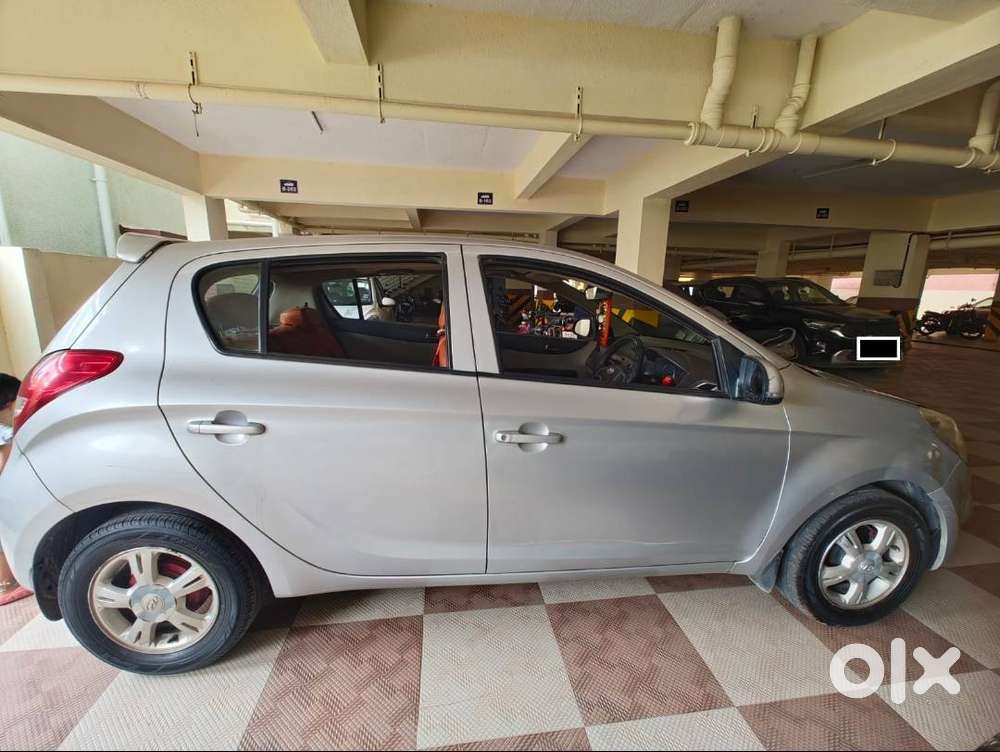 Well Maintained, 6 Airbags, Sunroof