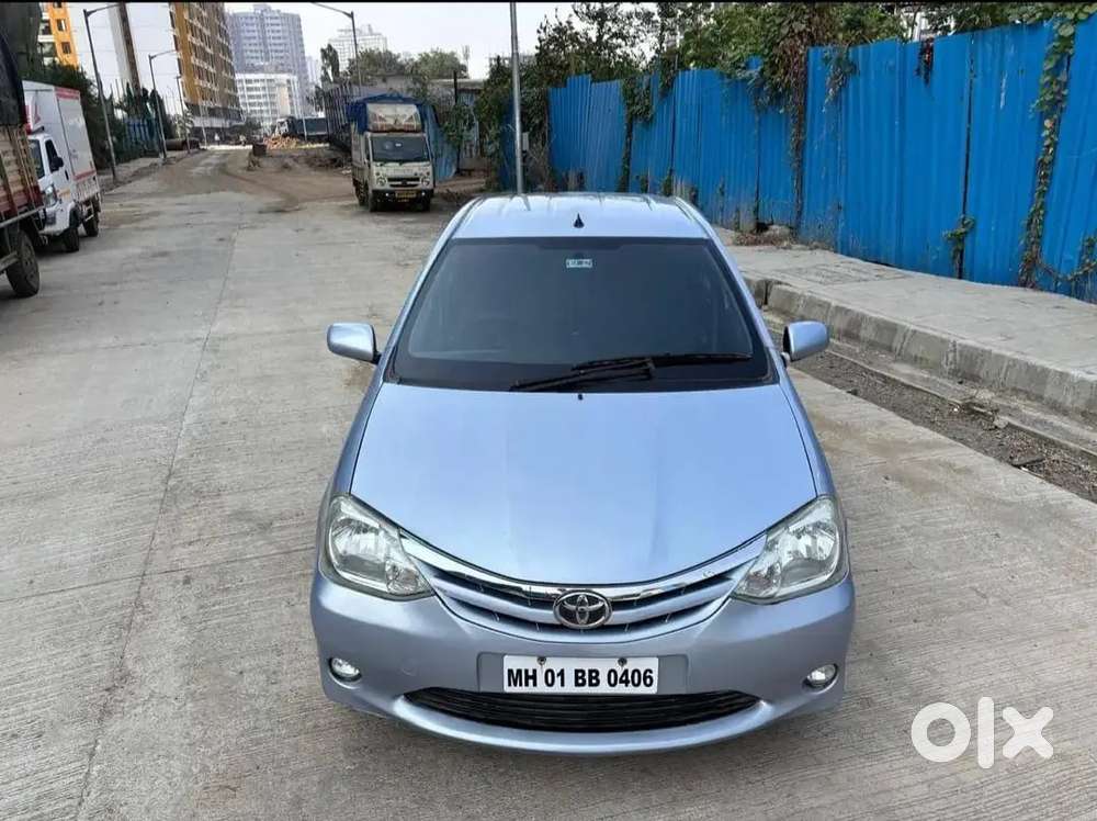 Toyota Etios 2011 Petrol 90000 Km Driven