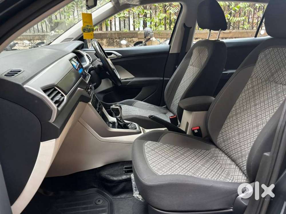 Volkswagen Taigun 1.0 Tsi Highline At, 2022, Petrol