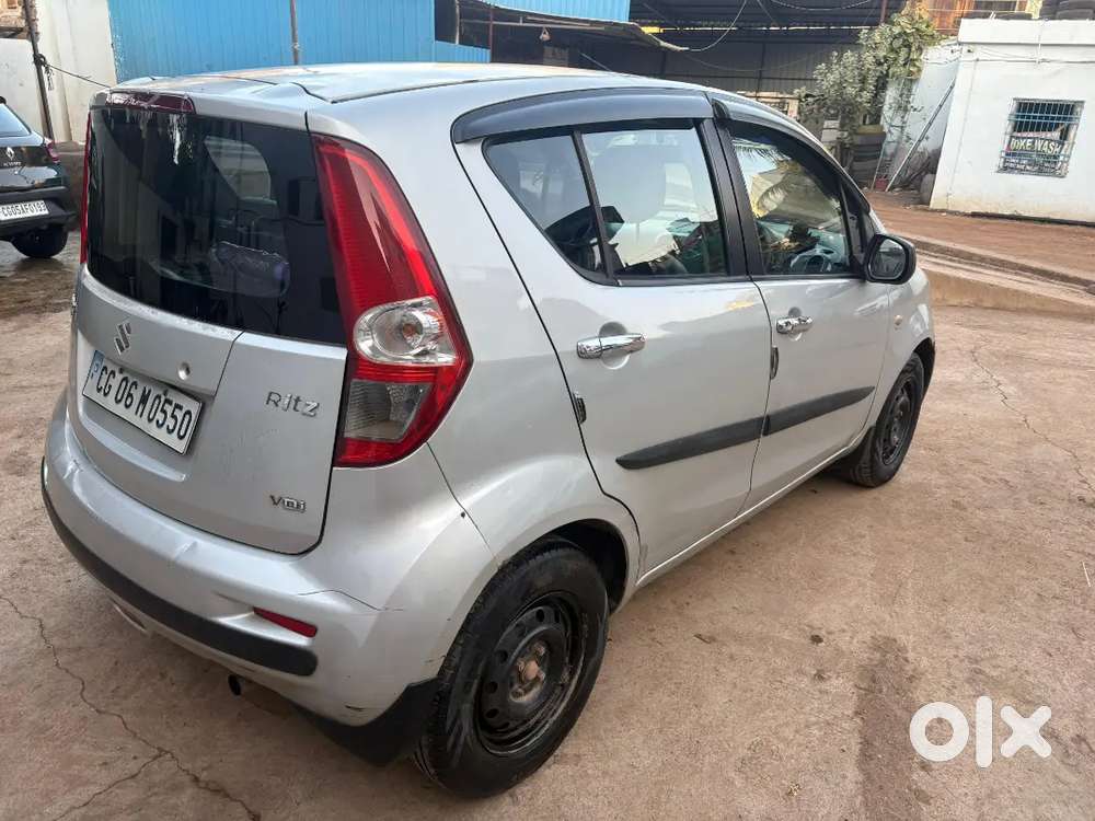 Maruti Suzuki Ritz 2011 Diesel 102000 Km Driven