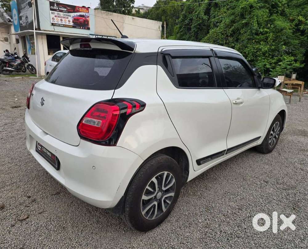 Maruti Suzuki Swift Vvt Vxi, 2022, Petrol