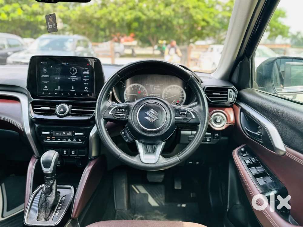 Maruti Suzuki Vitara Brezza 1.5 Zxi Plus At, 2022, Petrol