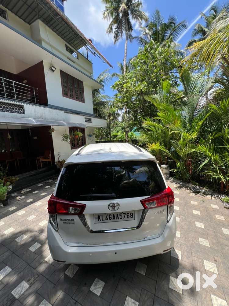 Toyota Innova Crysta 2017