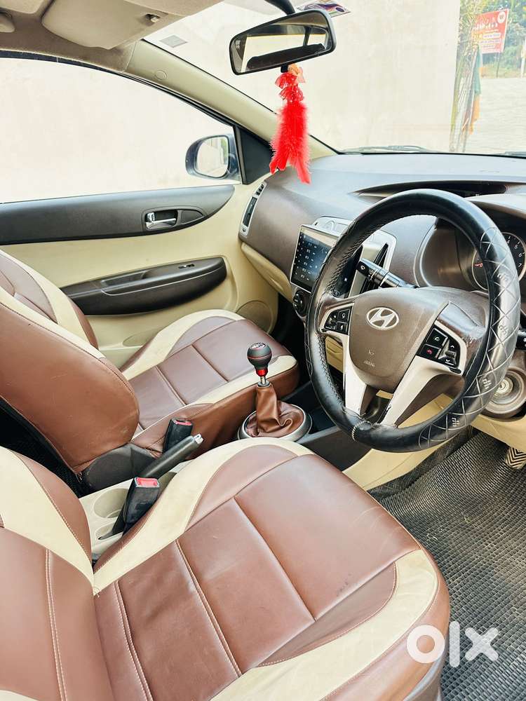 Hyundai I20 Sportz 1.2 Bs-iv, 2011, Petrol