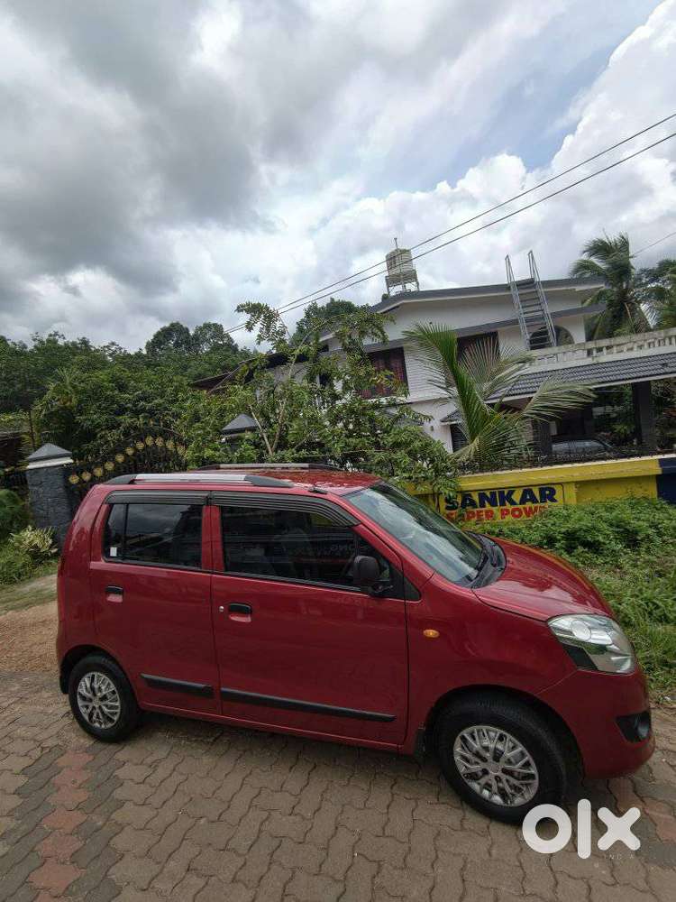 Maruti Suzuki Wagon R Lxi Optional, 2016, Petrol