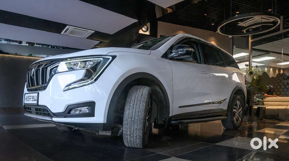 Mahindra Xuv700 2.2 Ax 5 Diesel At Str, 2023, Diesel