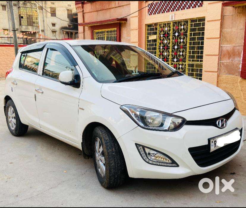 Hyundai Car Manual 2013