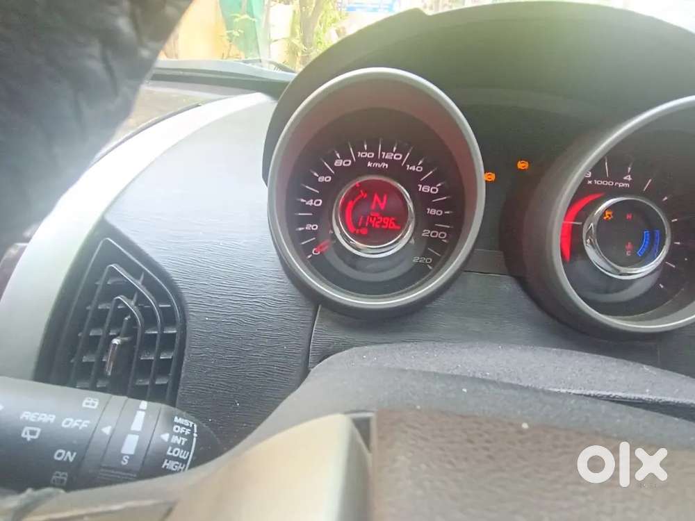 Mahindra Xuv500 2014 Diesel 118000 Km Driven