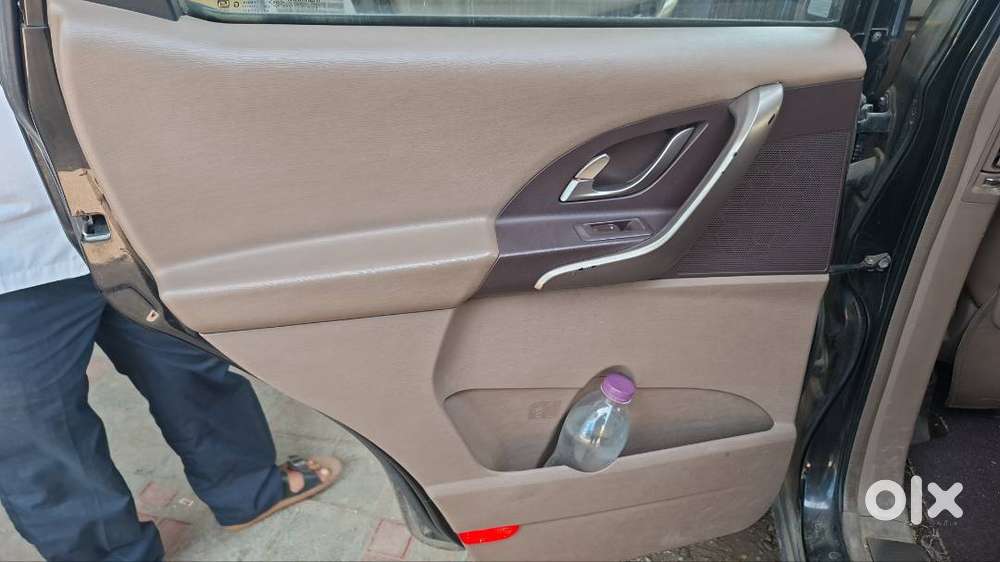 Mahindra Xuv500 Diesel 2014 Car