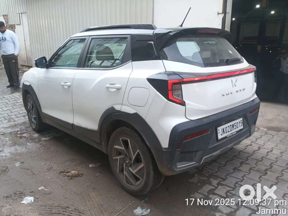 Mahindra Xuv 3xo 2024 Diesel 10000 Km Driven