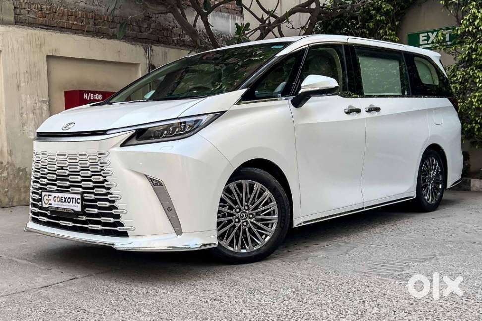 Lexus Lm 350h 4 Str Ultra Luxury, 2025, Petrol