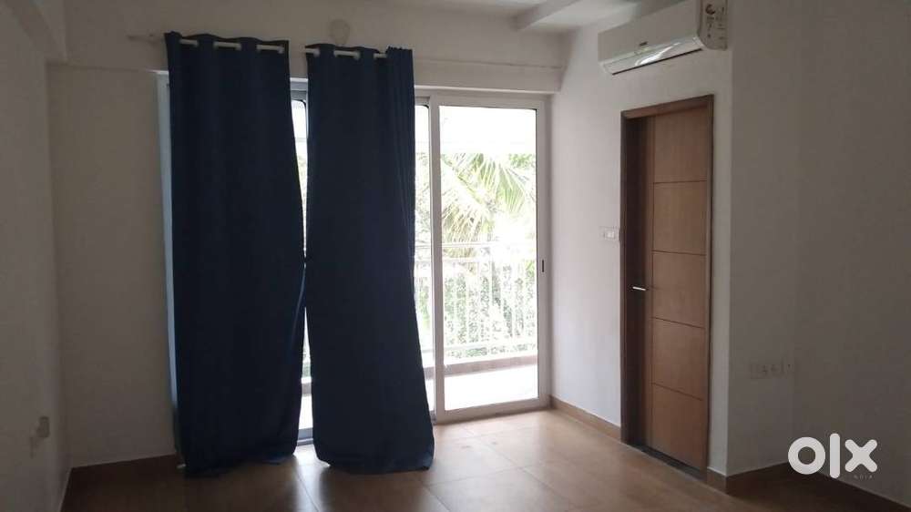 3BHK in Statue