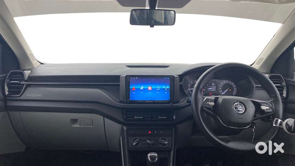 Skoda Kushaq 1.0 Tsi Active, 2022, Petrol