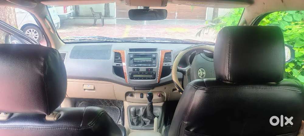 Toyota Fortuner 2010 Limited Edition