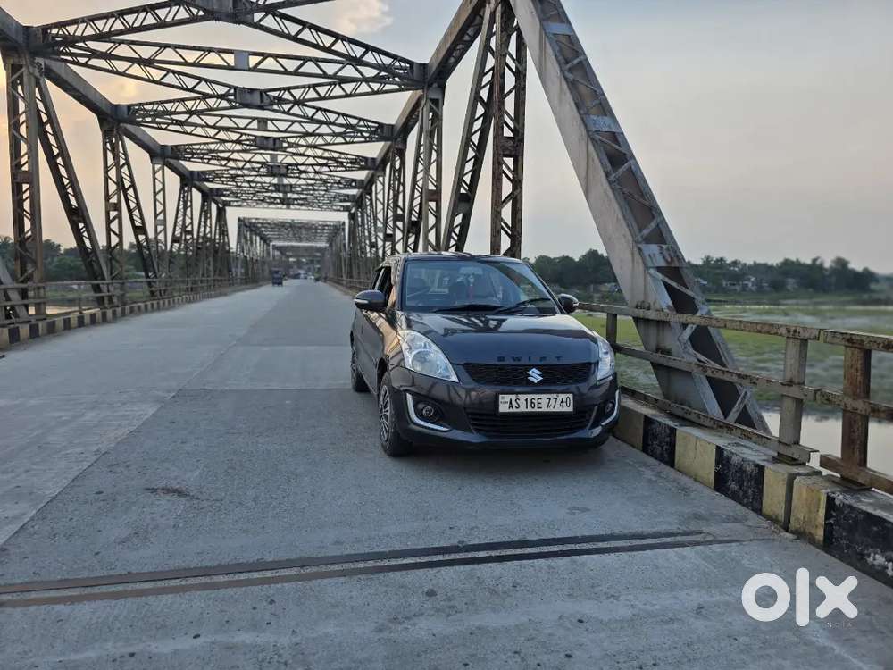 Maruti Suzuki Swift Vxi Petrol 2017