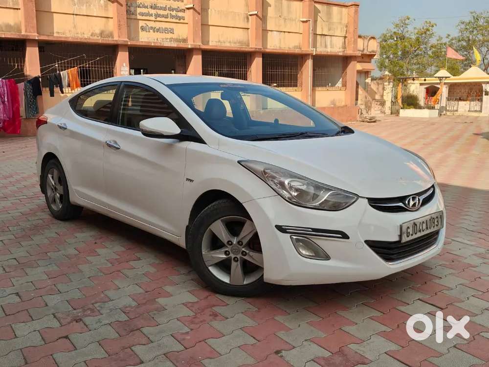 Hyundai Elantra Sx Petrol 2014