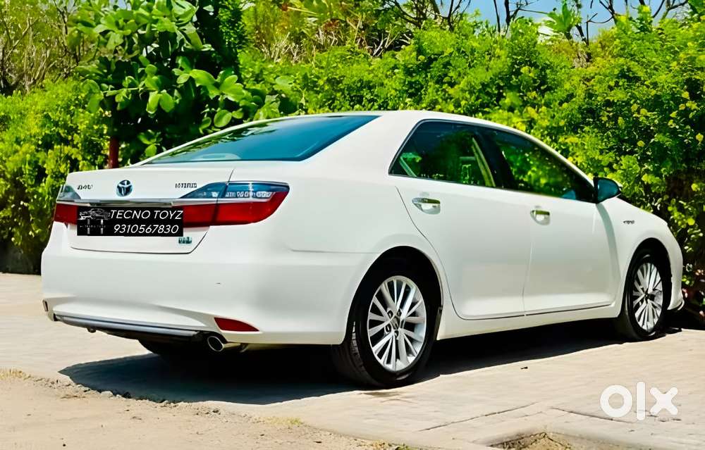 Toyota Camry Hybrid 2.5, 2015, Petrol