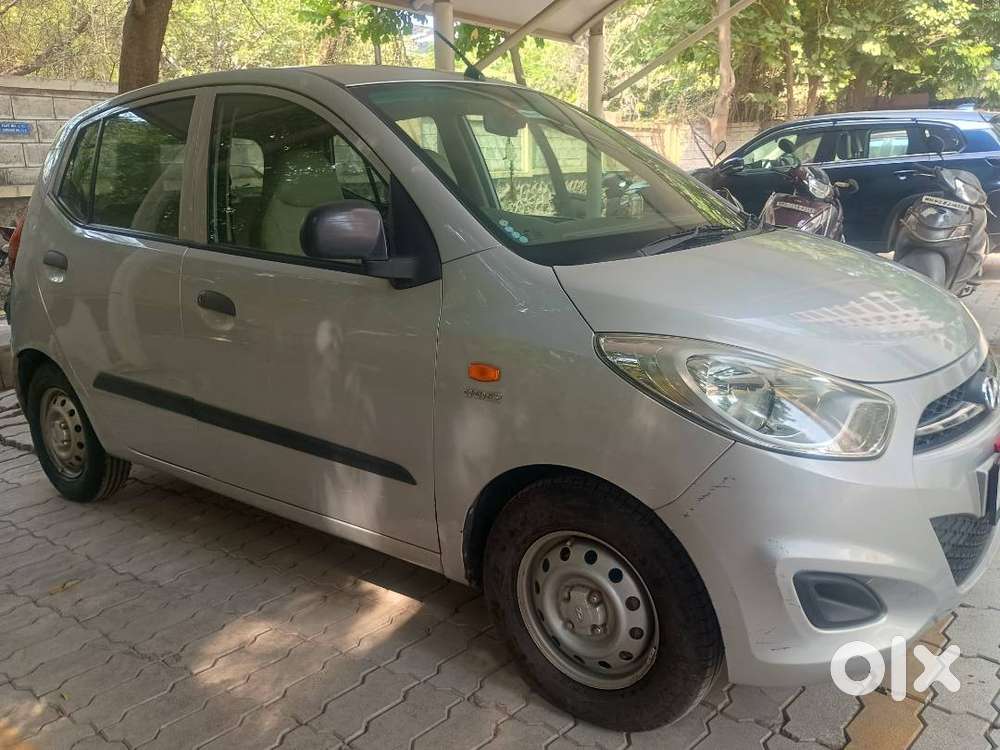 Well-maintained 2012 Hyundai I10 Era  Low Kms & Excellent Condition!