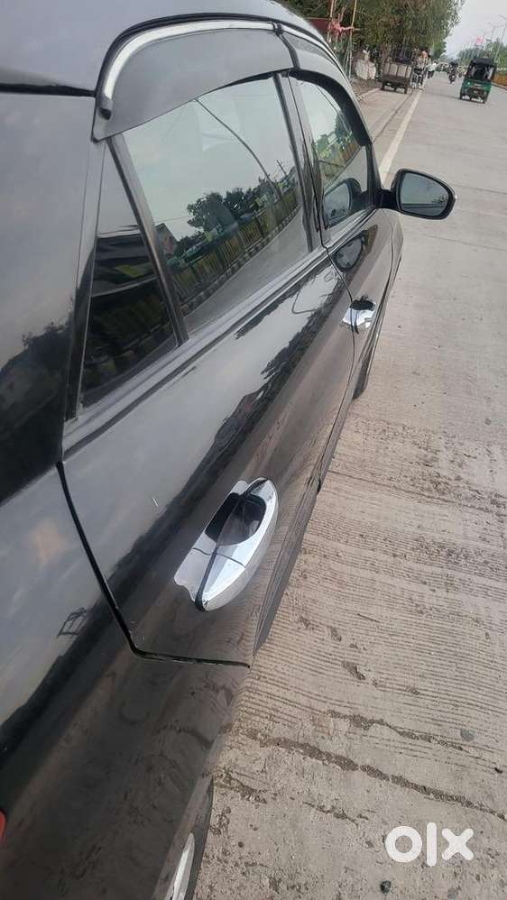 Hyundai 2016 Manual Petrol & Cng Car
