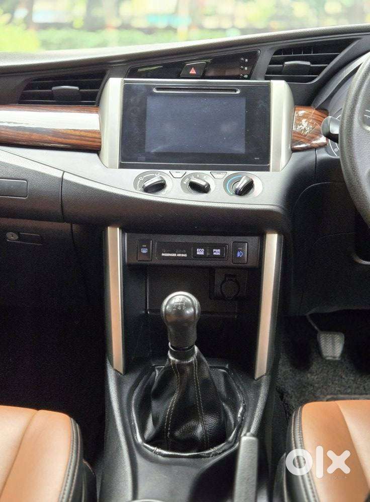 Toyota Innova Crysta 2.4 G Mt 8s, 2019, Diesel