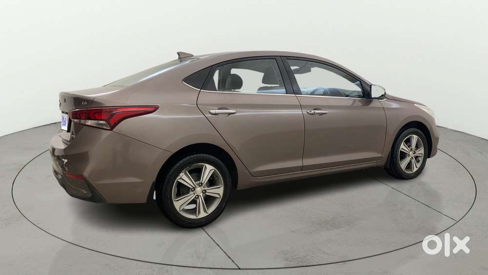 Hyundai Verna 1.6 Sx (o) Vtvt At, 2017, Petrol