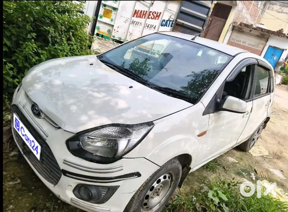 Ford Figo Petrol 2014