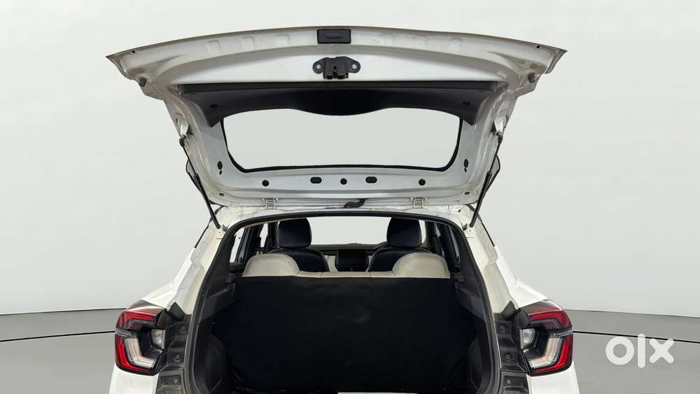 Renault Kiger Rxe, 2022, Petrol