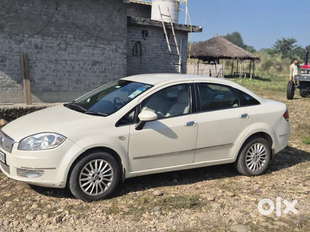 Army Officer Driven Fiat Linea Emotion December 2013 Model