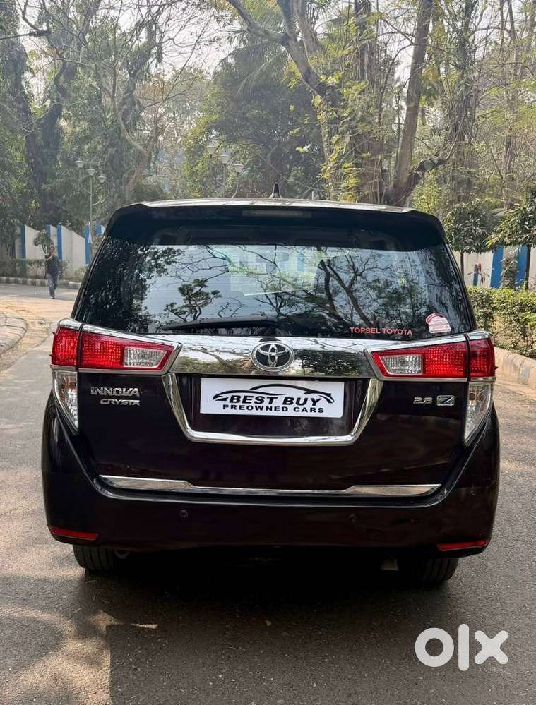 Toyota Innova Crysta 2.8z Automatic, 2017, Diesel