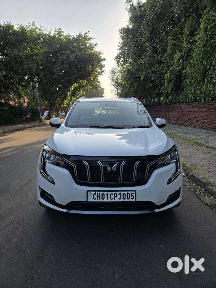 Mahindra Xuv700 2.2 Ax 7 Diesel At Str, 2023, Diesel