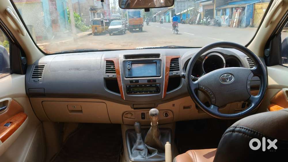 Toyota Fortuner 2009-2011 3.0 Diesel, 2011, Diesel