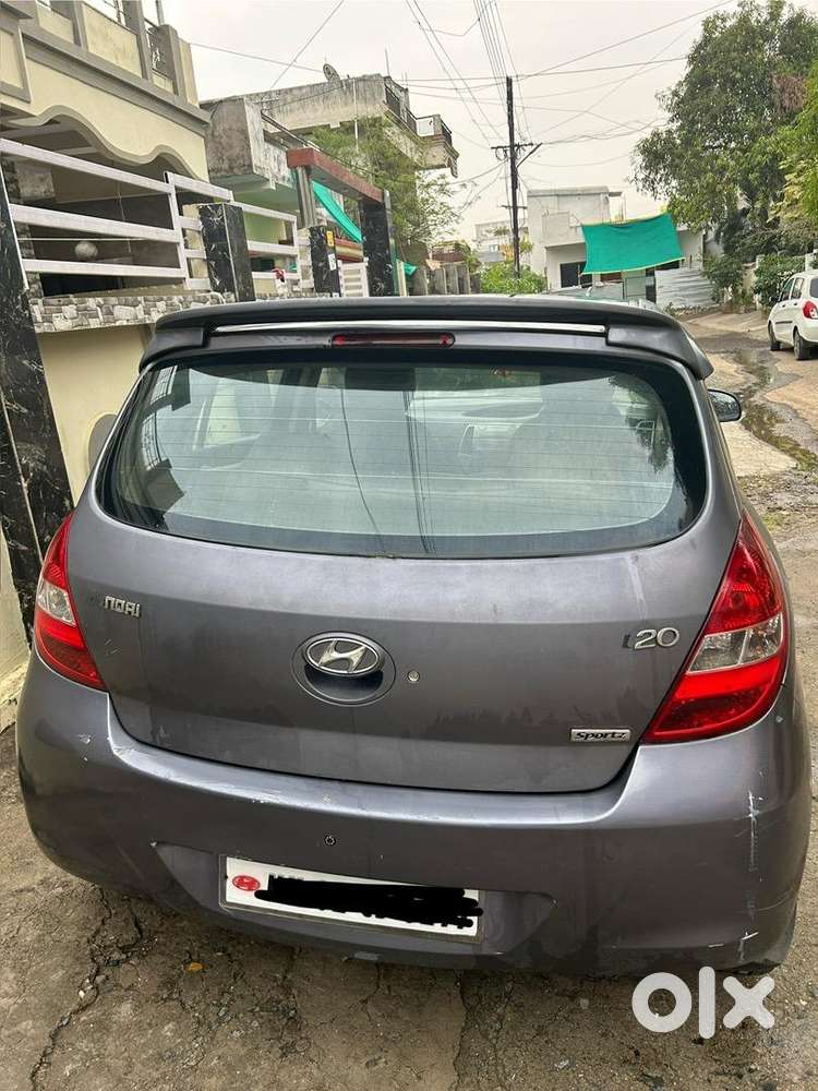 Hyundai Car Manual 2011