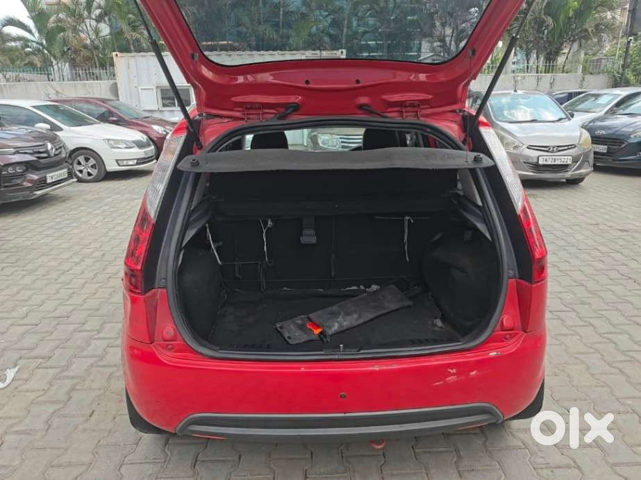 Ford Figo Petrol Zxi, 2010, Petrol