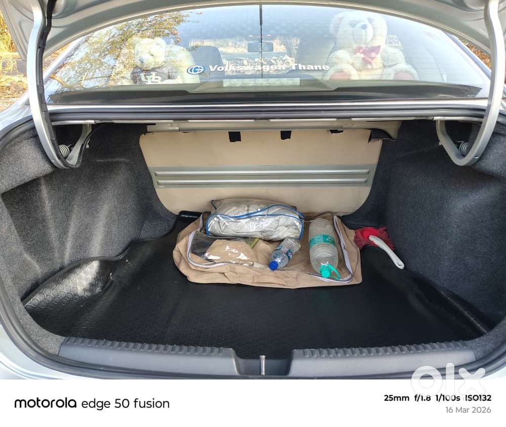 Volkswagen Vento 2010-2013 Petrol Highline, 2011, Petrol