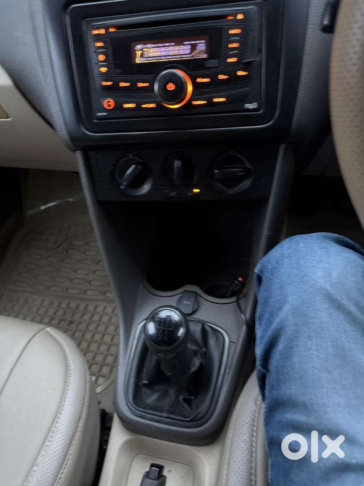 Volkswagen Vento 1.6 Trendline, 2013, Petrol