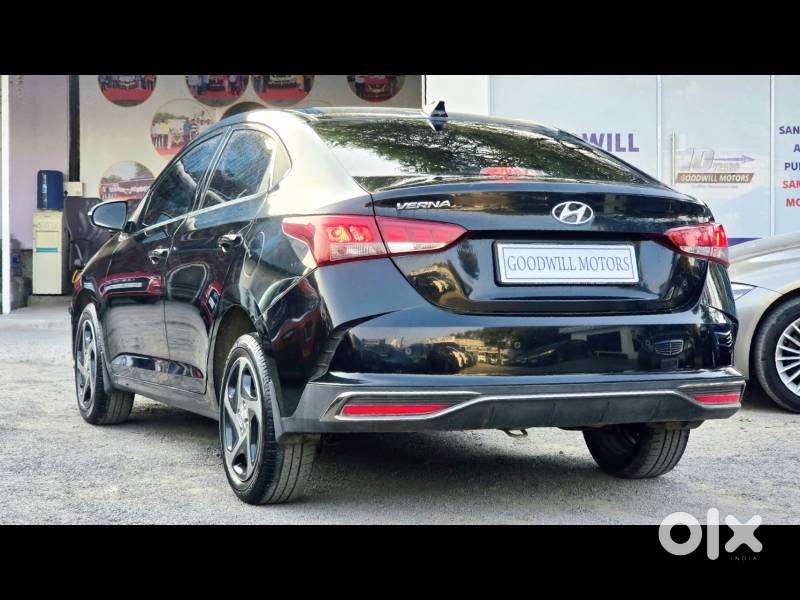 Hyundai Verna, 2023, Petrol