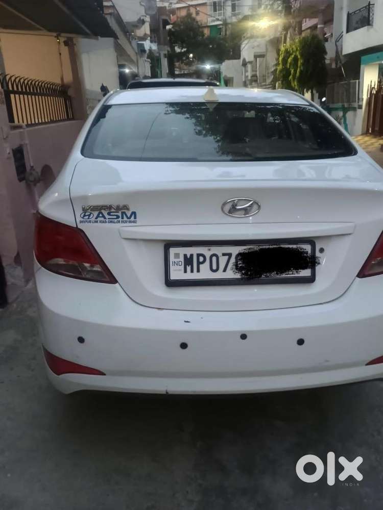 Hyundai Verna 2016 Petrol Well Maintained