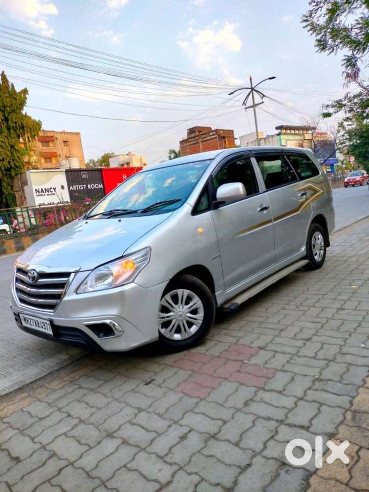 Toyota Innova 2.5 G (diesel) 8 Seater Bs Iv, 2013, Diesel