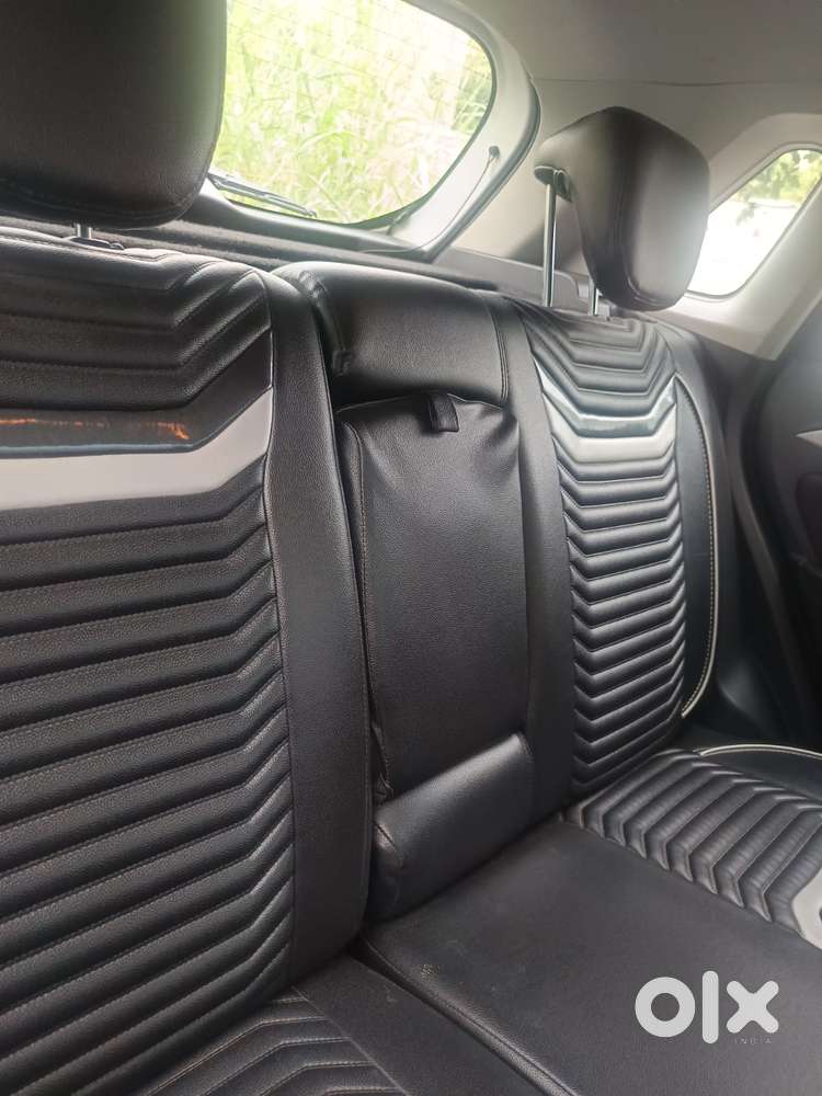 Maruti Suzuki Brezza Zdi+ Dual Tone, 2017, Diesel