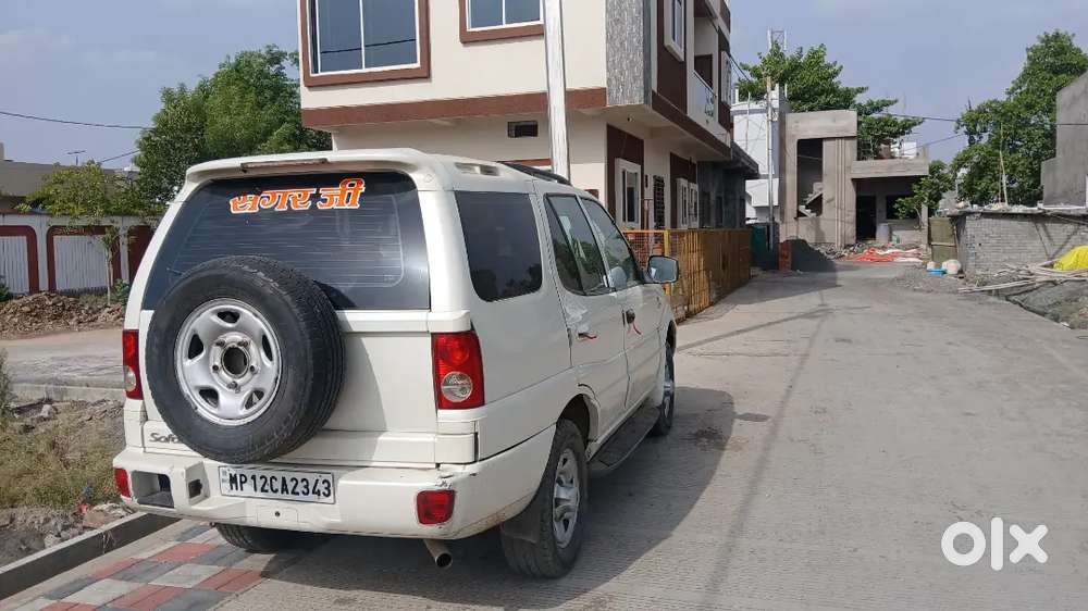 Tata Safari 2012
