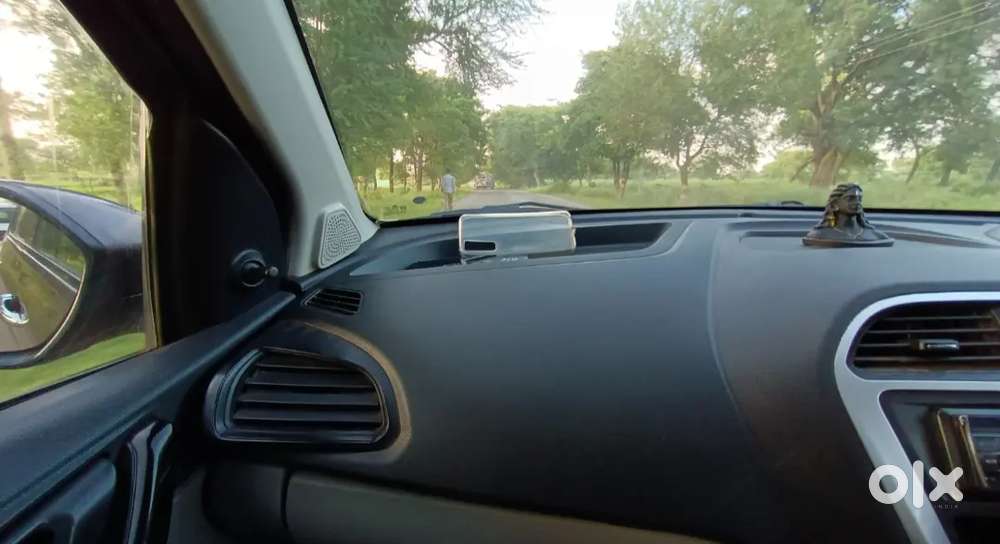 Tata Tiago 2017 Petrol 82000 Km Driven