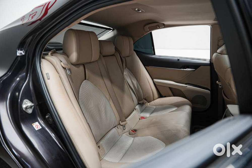 Toyota Camry 2.5 Hybrid, 2019, Petrol