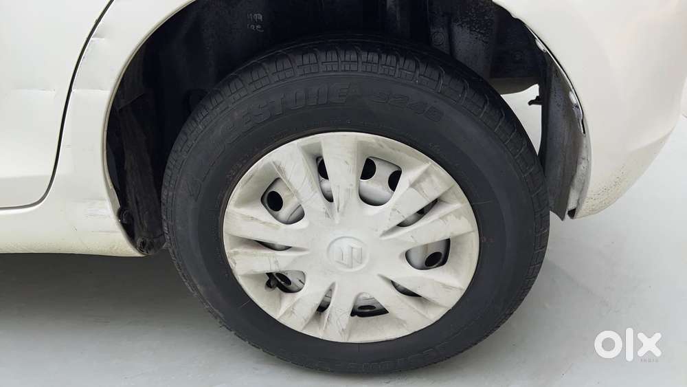 Maruti Suzuki Swift 1.2 Lxi (o), 2016, Petrol